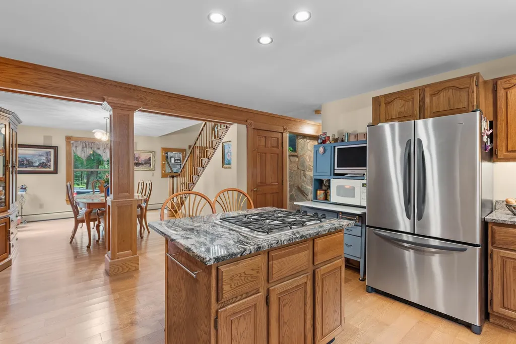 68-70 Bush Hill Road Hudson NH 03051