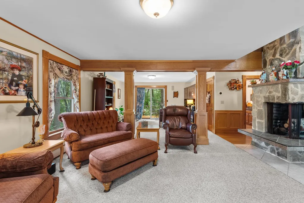 68-70 Bush Hill Road Hudson NH 03051