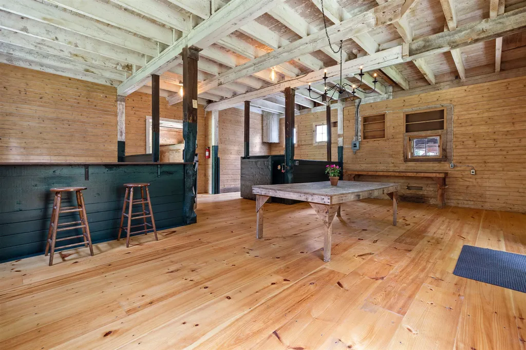 169 Thorndike Pond Road Jaffrey NH 03452