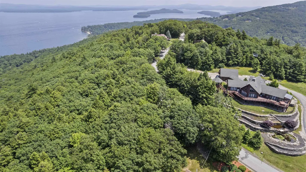 223 Sagamore Road Gilford NH 03249