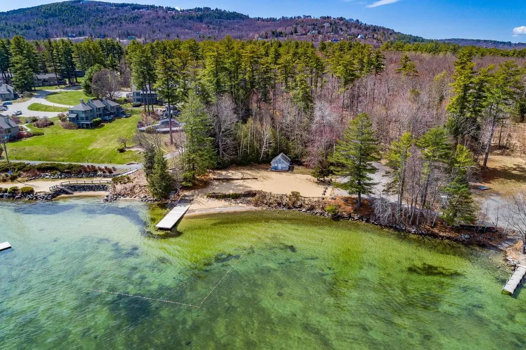 223 Sagamore Road Gilford NH 03249
