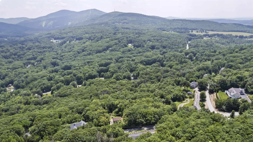 223 Sagamore Road Gilford NH 03249