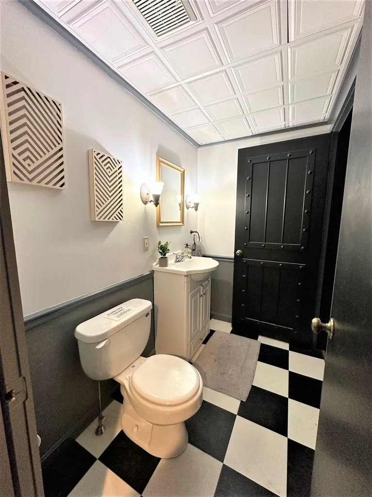 16 Birchwood Place Dover NH 03820