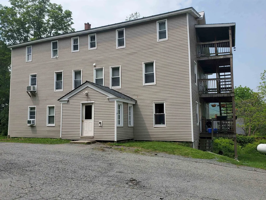 35 Wells Street Enfield NH 03748