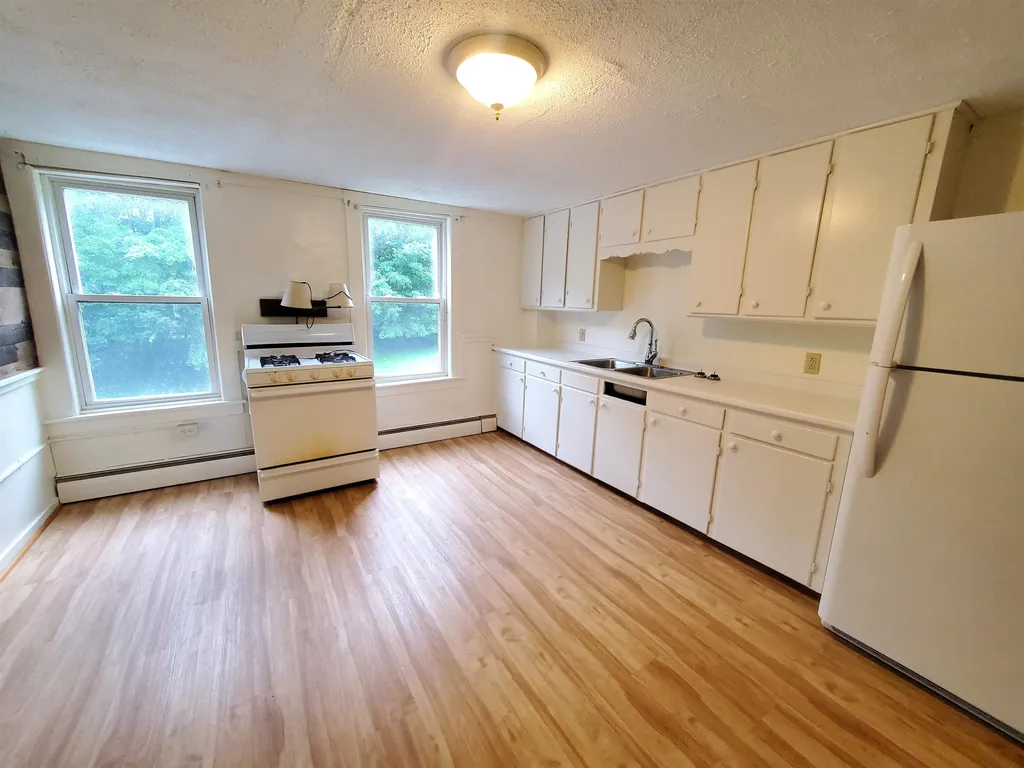 35 Wells Street Enfield NH 03748