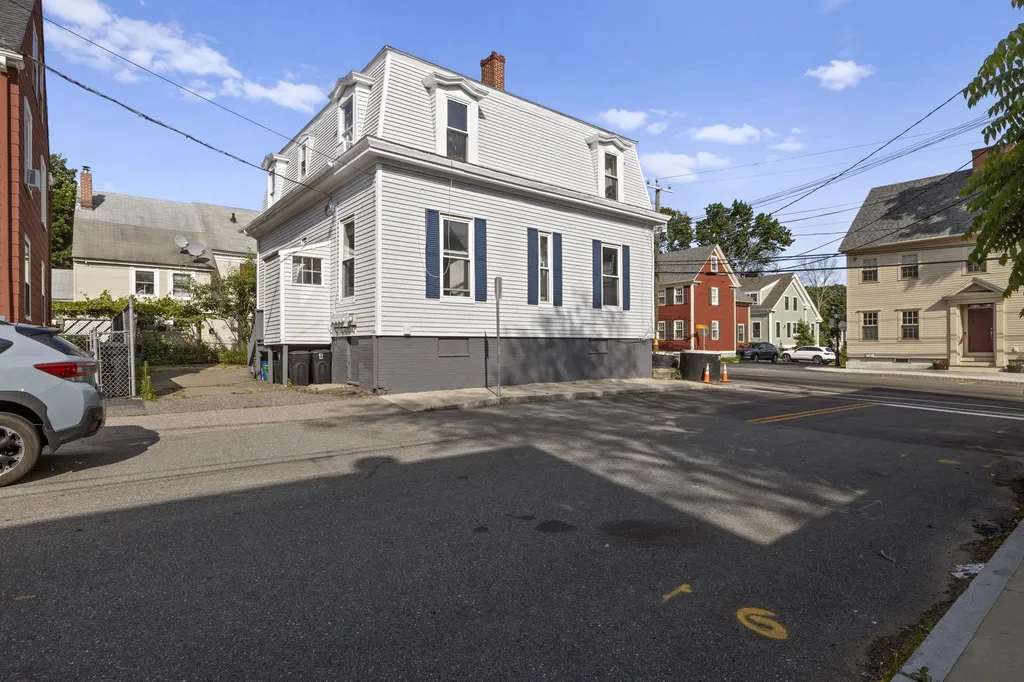 425 Islington Street Portsmouth NH 03801