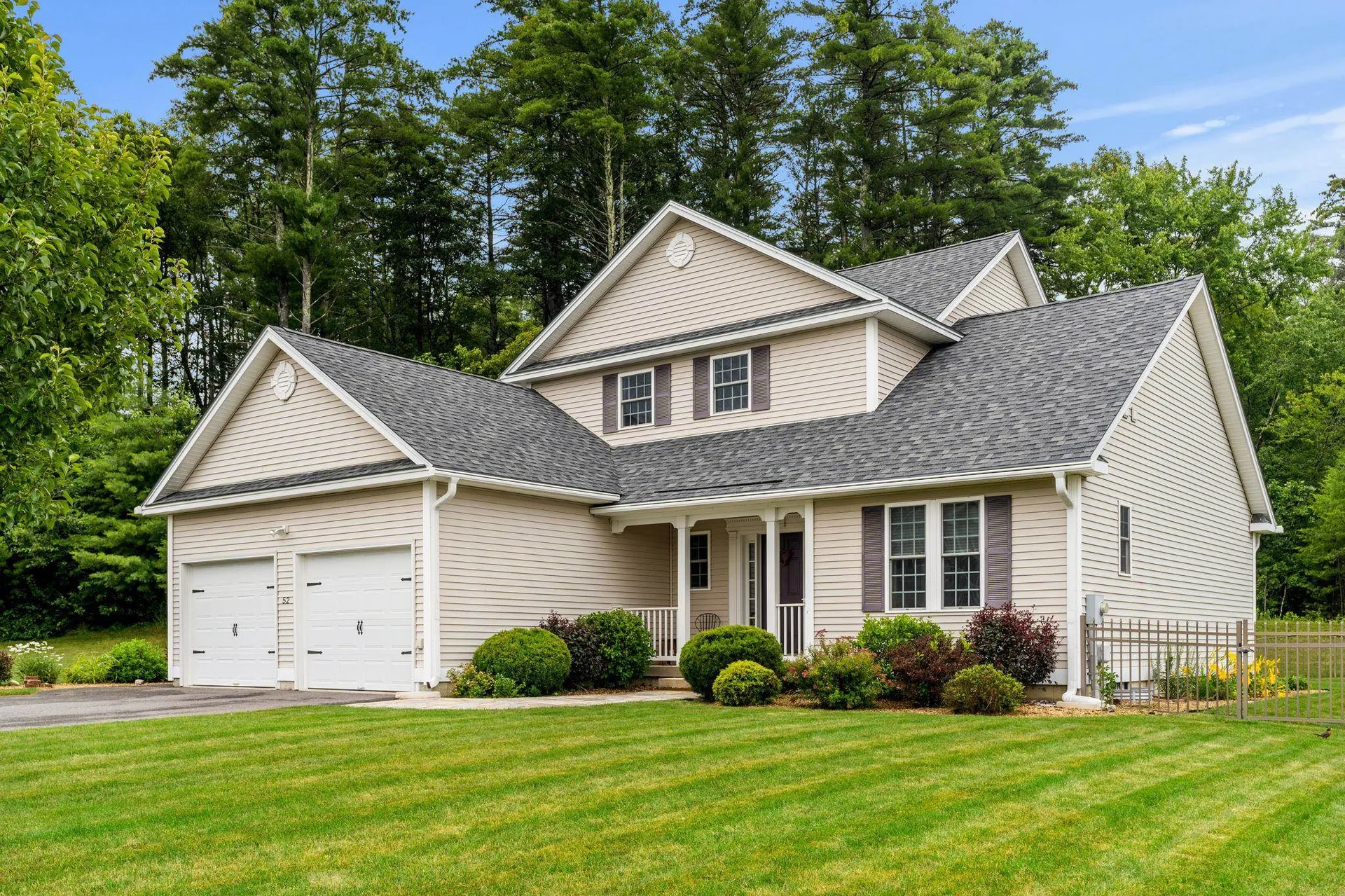 52 Hunter Mill Way Londonderry NH 03053