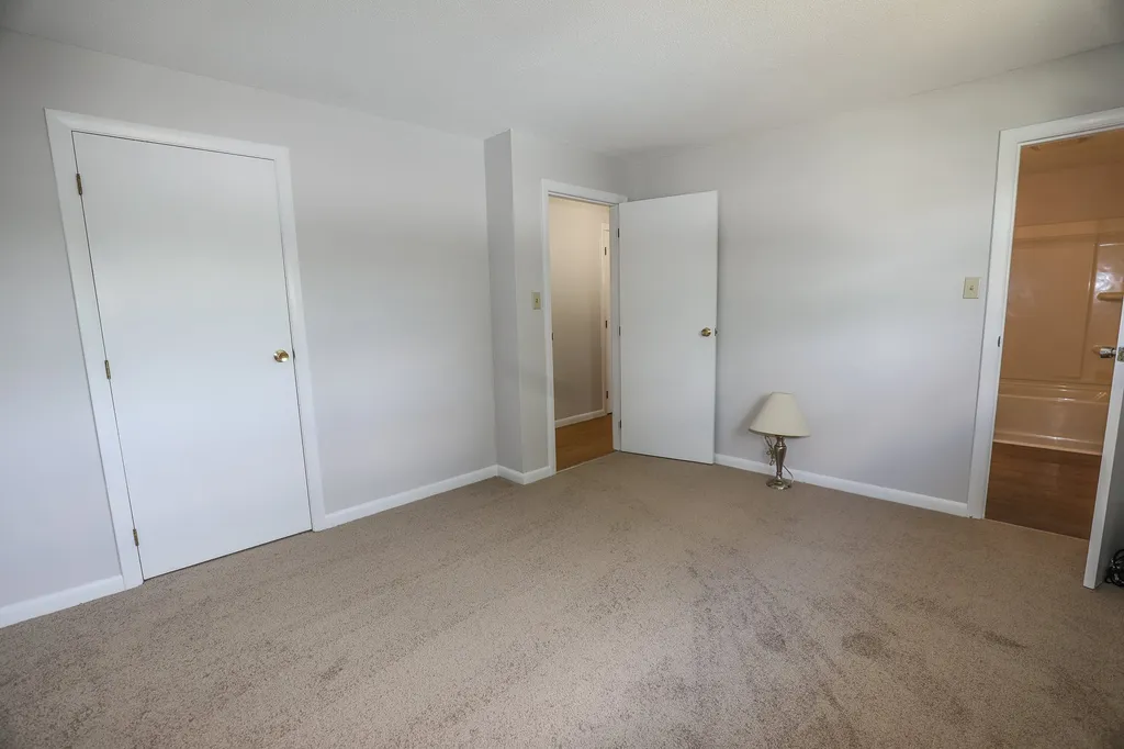 25 South Gray Street Manchester NH 03103