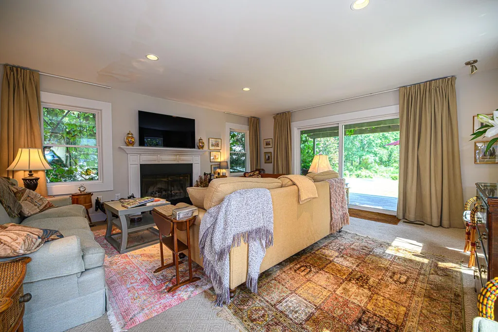 130 Perkins Road Rye NH 03870