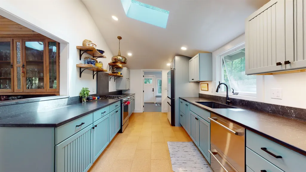 162 Indian Trail Leicester VT 05733