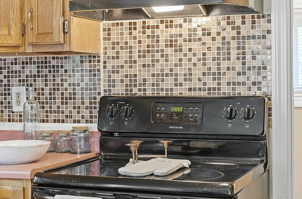 98 Monadnock Street Troy NH 03465
