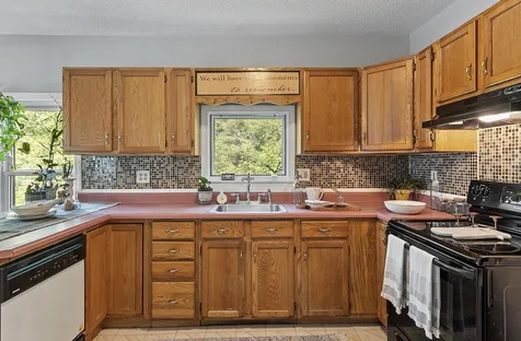 98 Monadnock Street Troy NH 03465
