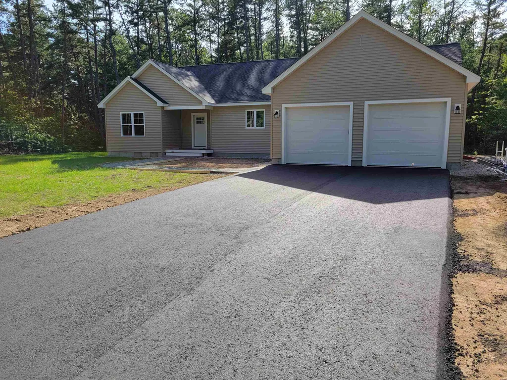 171 Silver Pine Lane Tamworth NH 03886