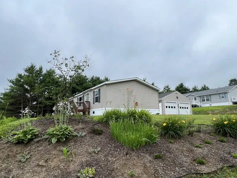 7 Glen Way Newport NH 03773