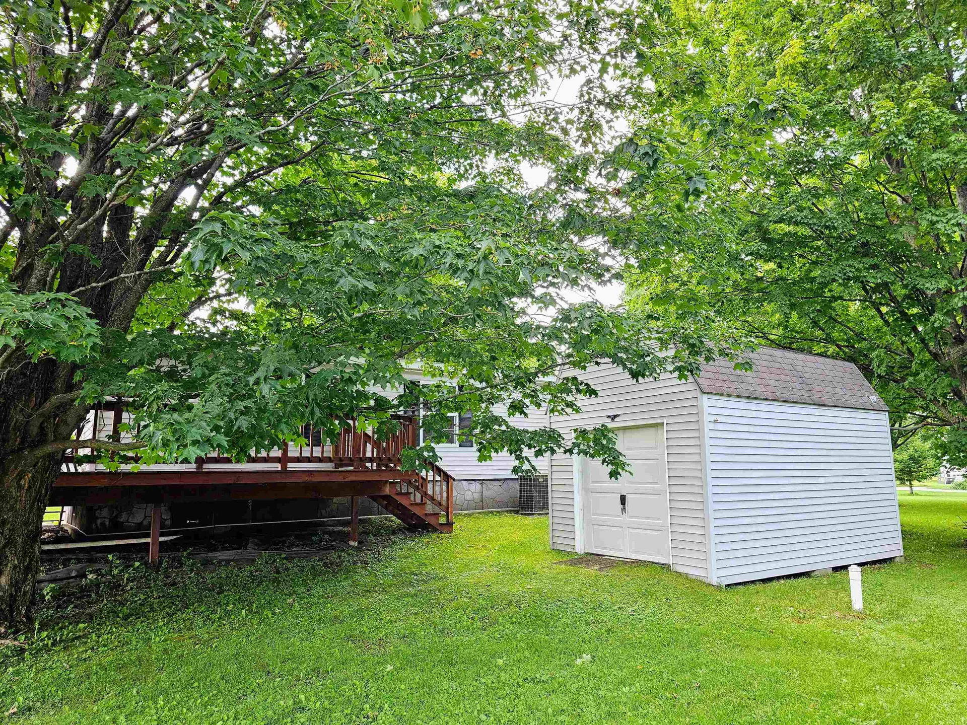 2477 Us Route 5 Derby VT 05829
