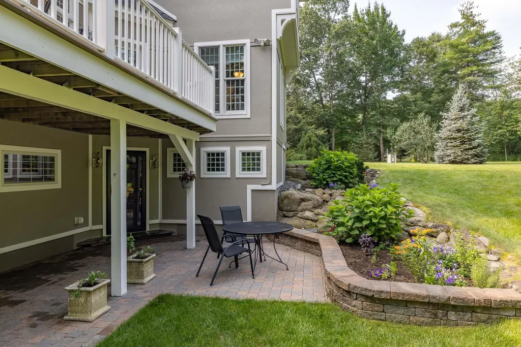 56 Niblick Lane Greenland NH 03840