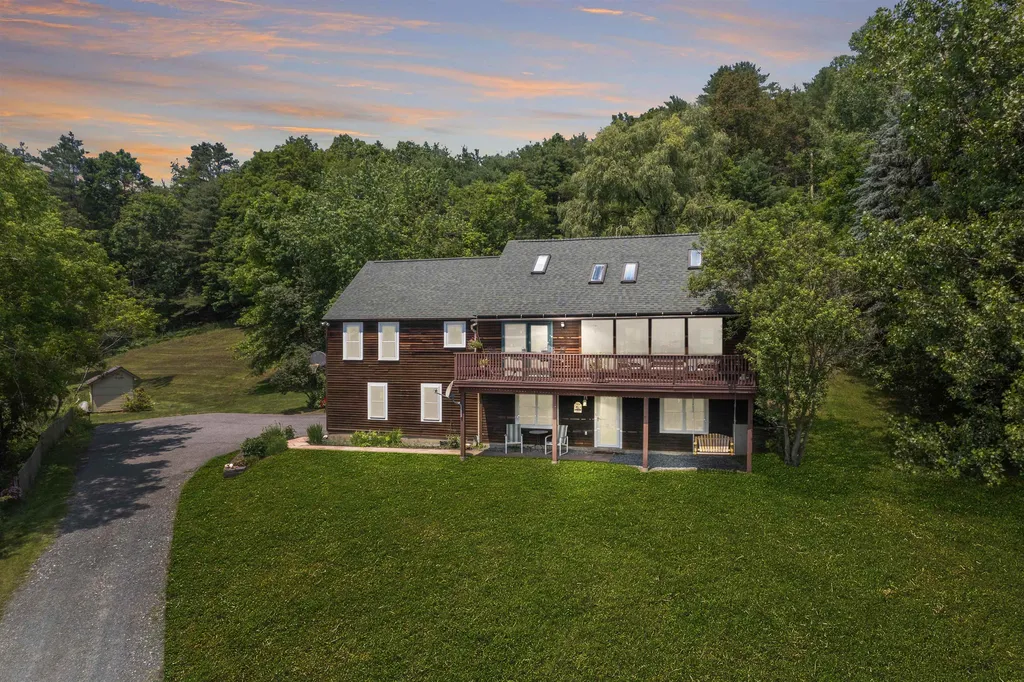 554 Campbell Street Hartford VT 05001