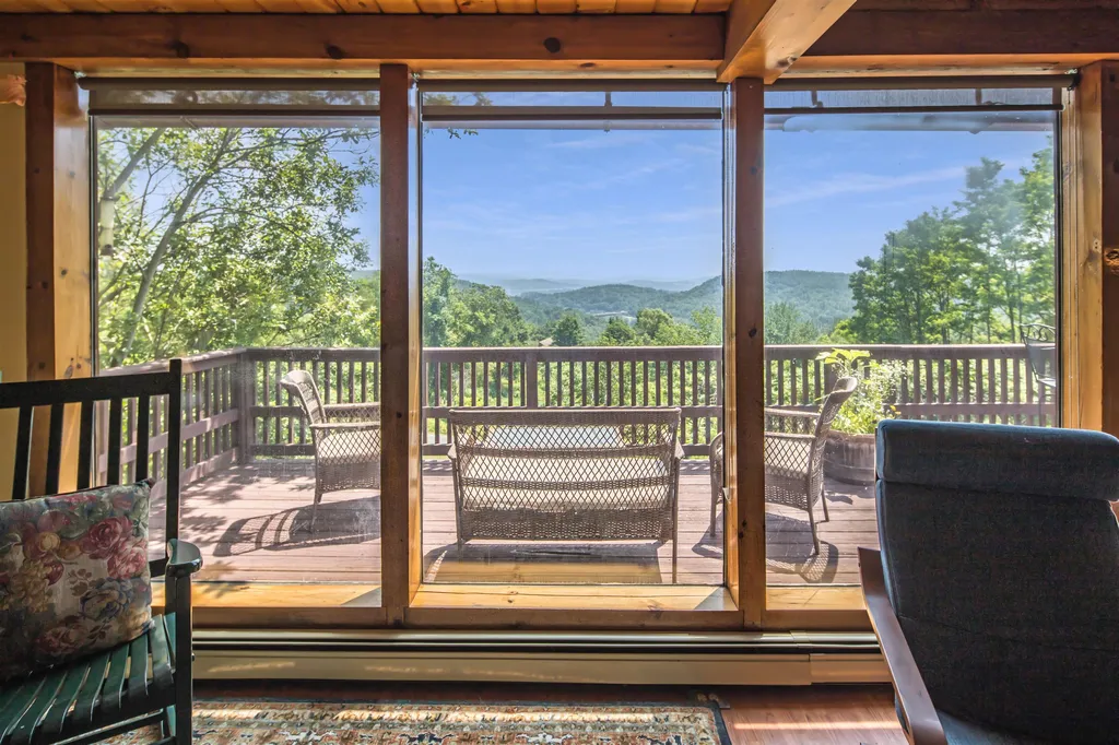 554 Campbell Street Hartford VT 05001