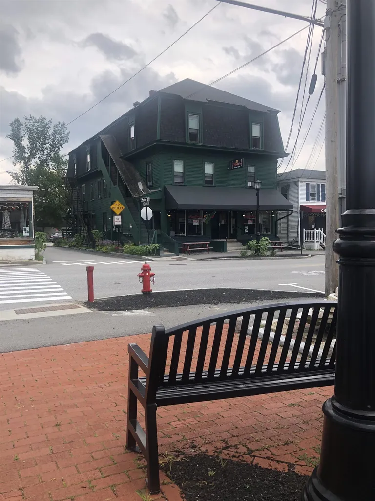 23 Main Street Goffstown NH 03045