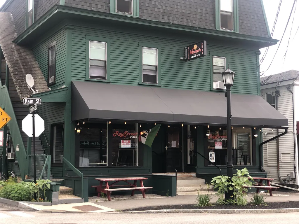 23 Main Street Goffstown NH 03045