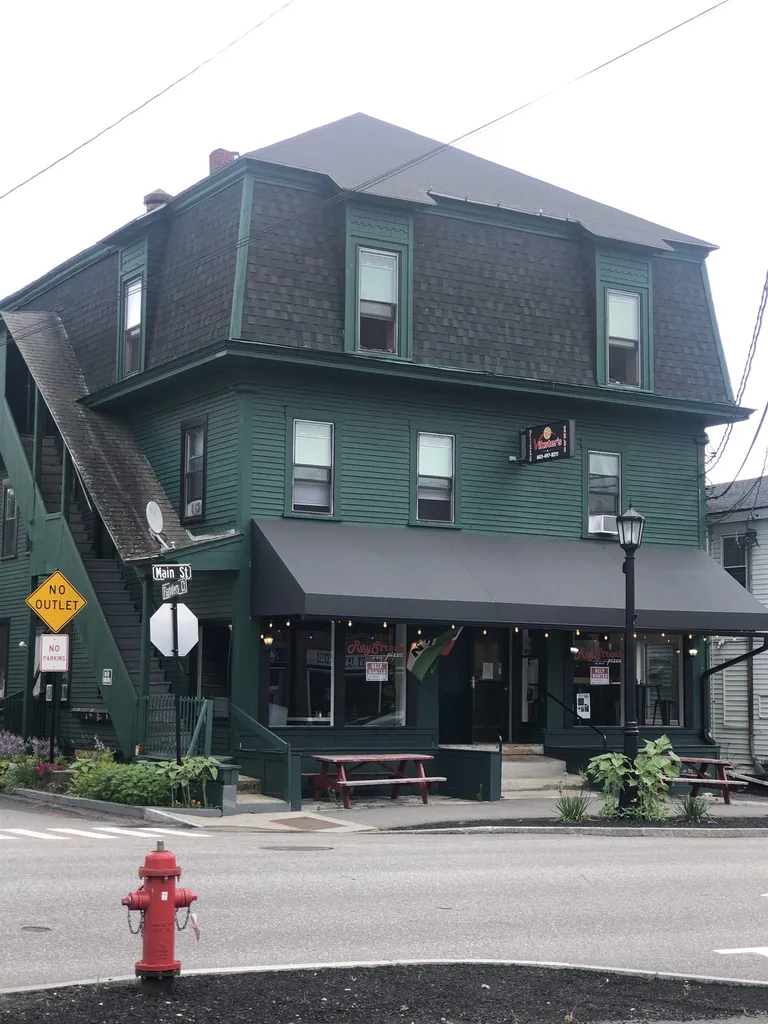 23 Main Street Goffstown NH 03045