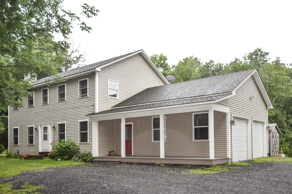 72 Stone Meadow Lane Ferrisburgh VT 05456