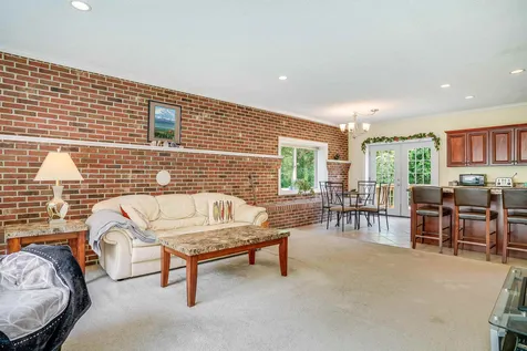 181 Carter Hill Road Concord NH 03303-4135