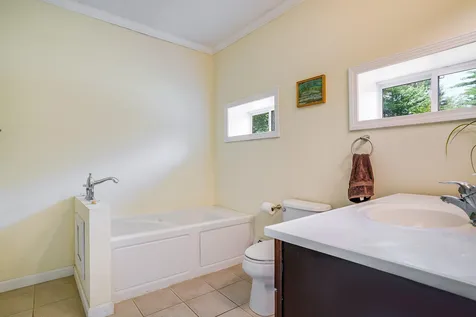 181 Carter Hill Road Concord NH 03303-4135