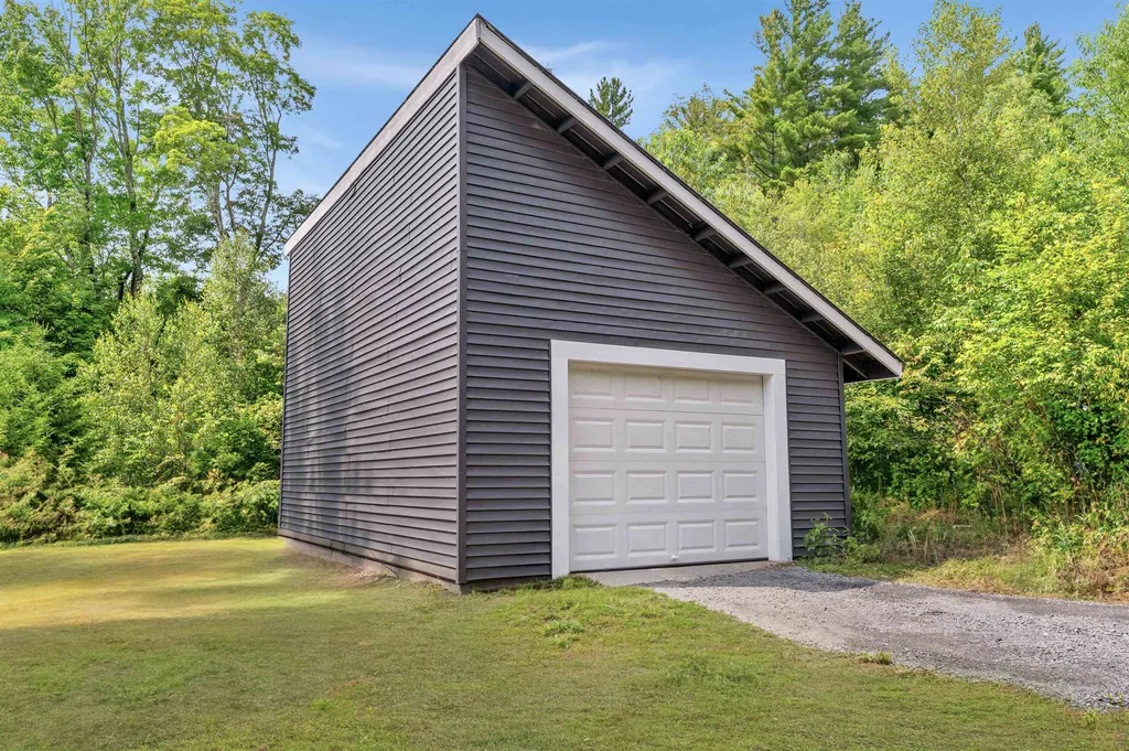 1937 Lincoln Gap Road Warren VT 05674
