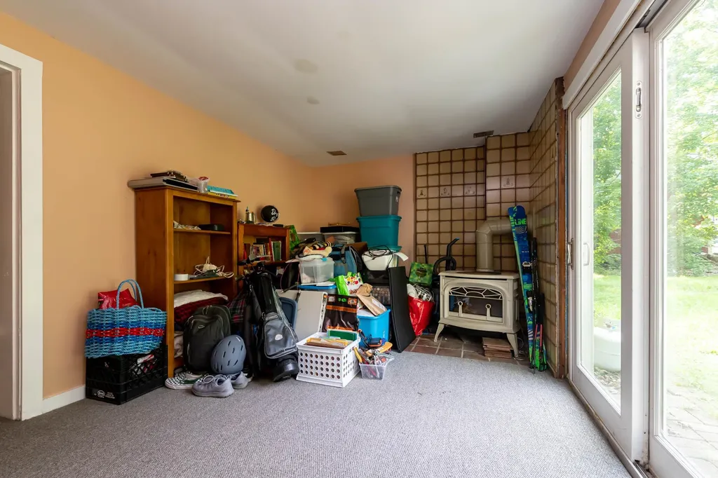 9 S Mast Street Goffstown NH 03045