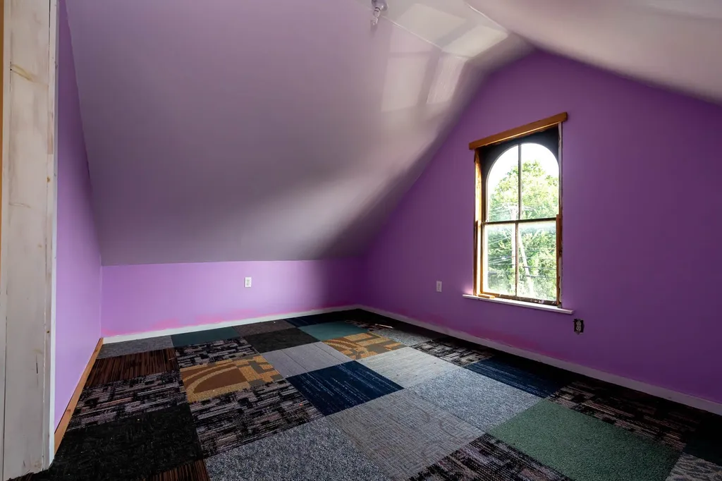 9 S Mast Street Goffstown NH 03045