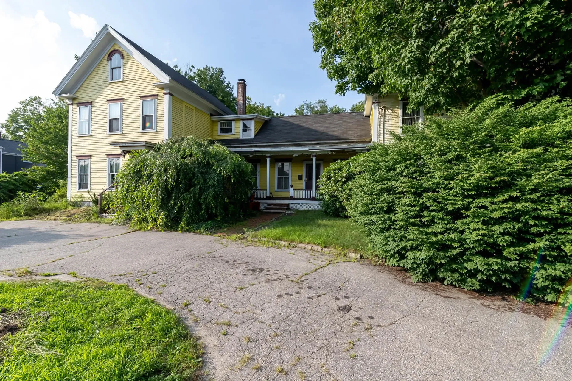 9 S Mast Street Goffstown NH 03045