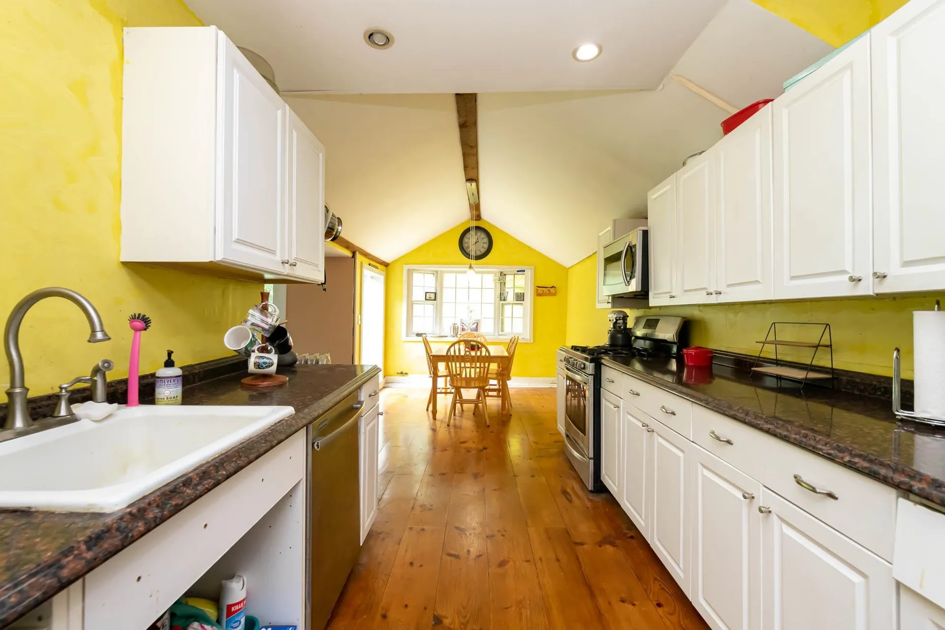 9 S Mast Street Goffstown NH 03045