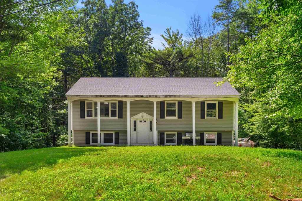 6 Woodland Avenue Seabrook NH 03874