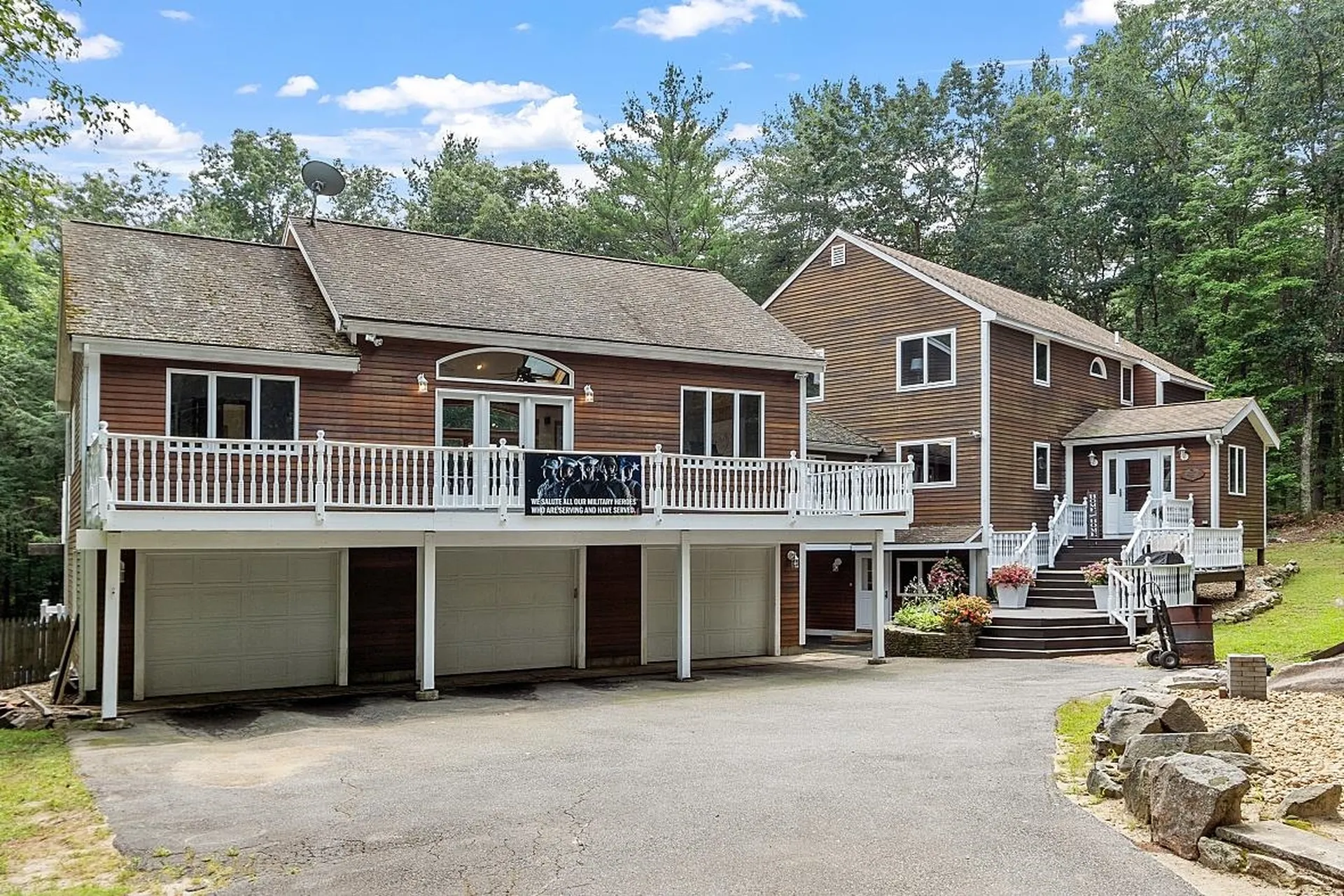 21 Victoria Drive Londonderry NH 03053