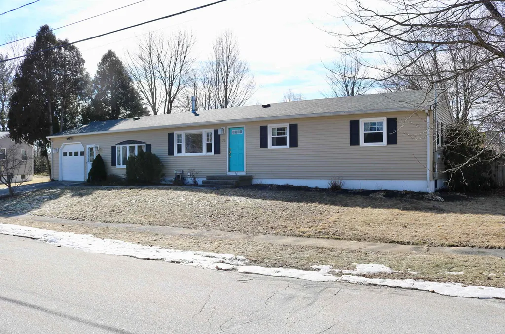 76 Suzanne Drive Portsmouth NH 03801