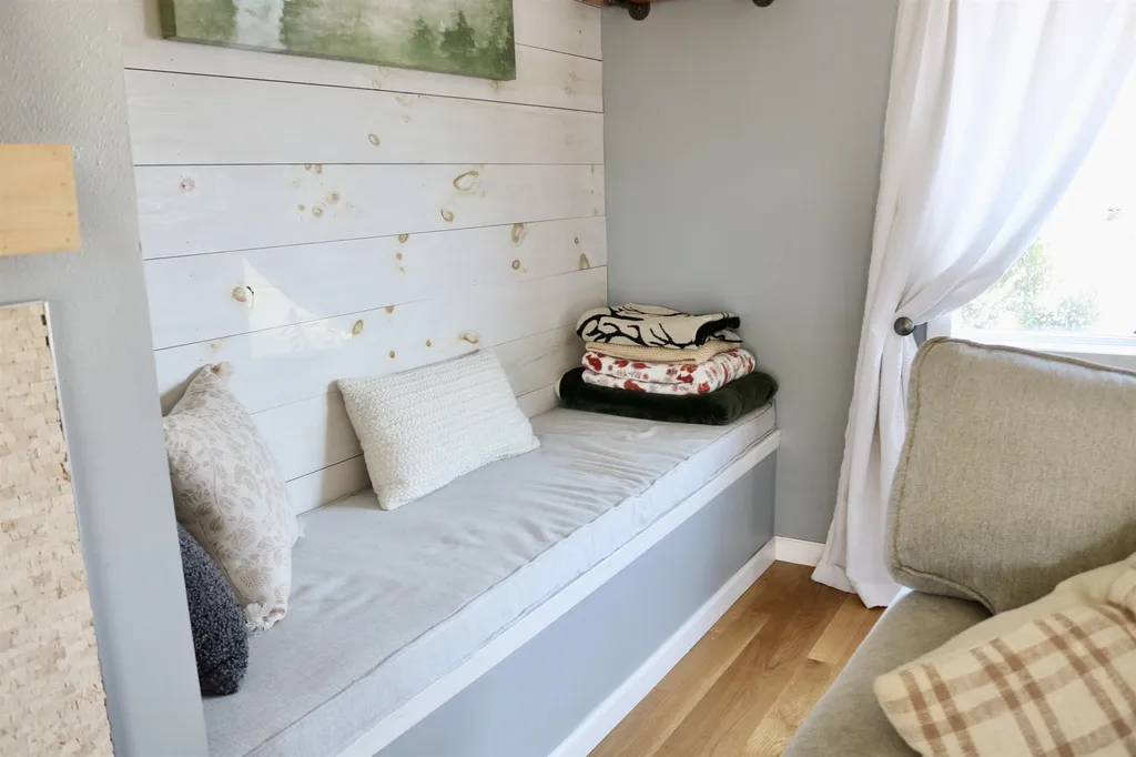 76 Suzanne Drive Portsmouth NH 03801