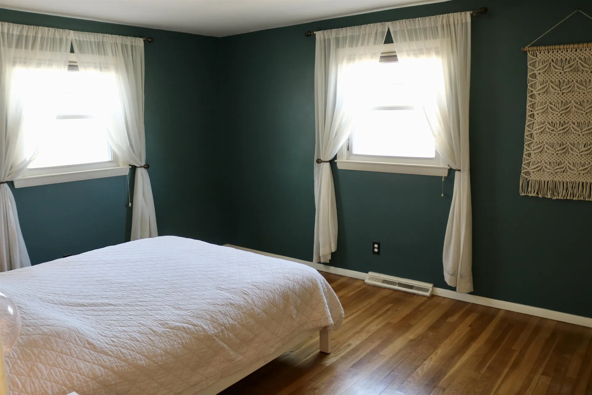 76 Suzanne Drive Portsmouth NH 03801