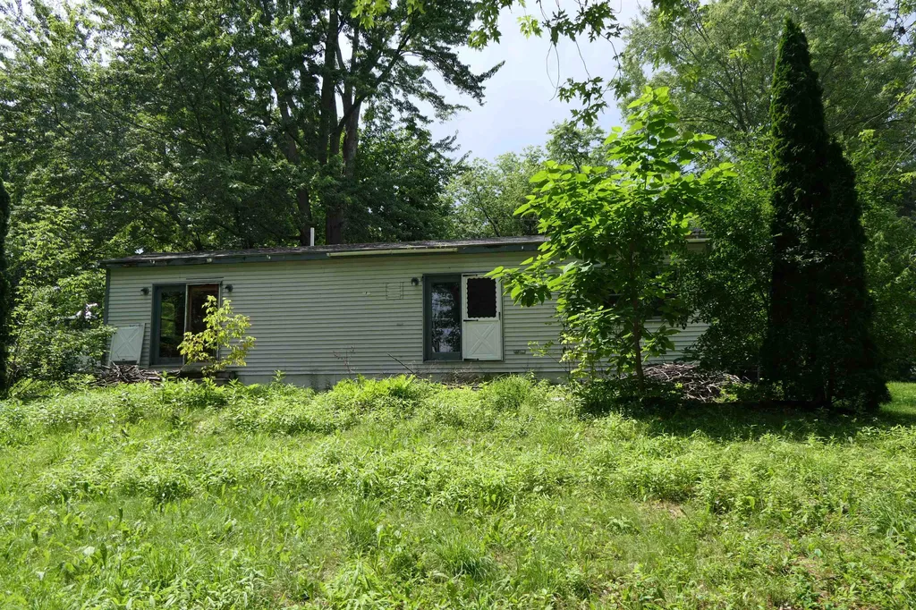 49 Hathaway Inn Drive St. Albans Town VT 05478