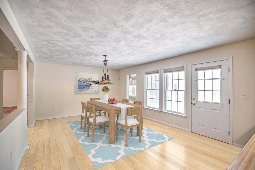 93 Brady Avenue Salem NH 03079