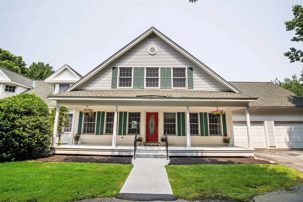 93 Brady Avenue Salem NH 03079