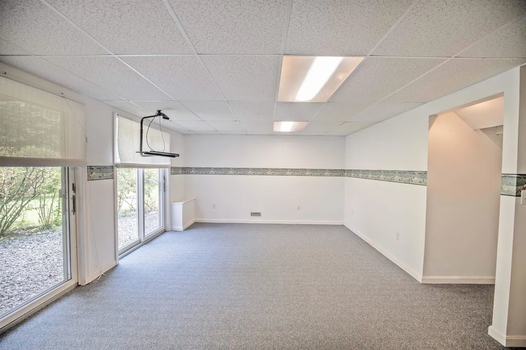93 Brady Avenue Salem NH 03079