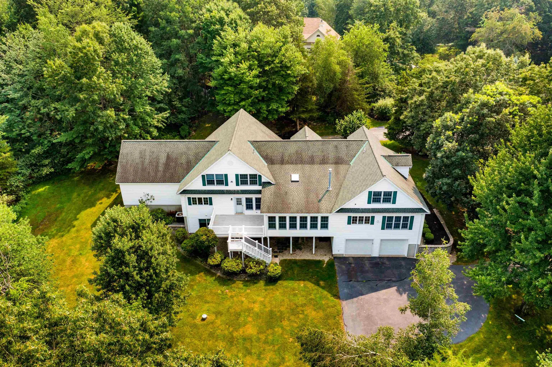 93 Brady Avenue Salem NH 03079