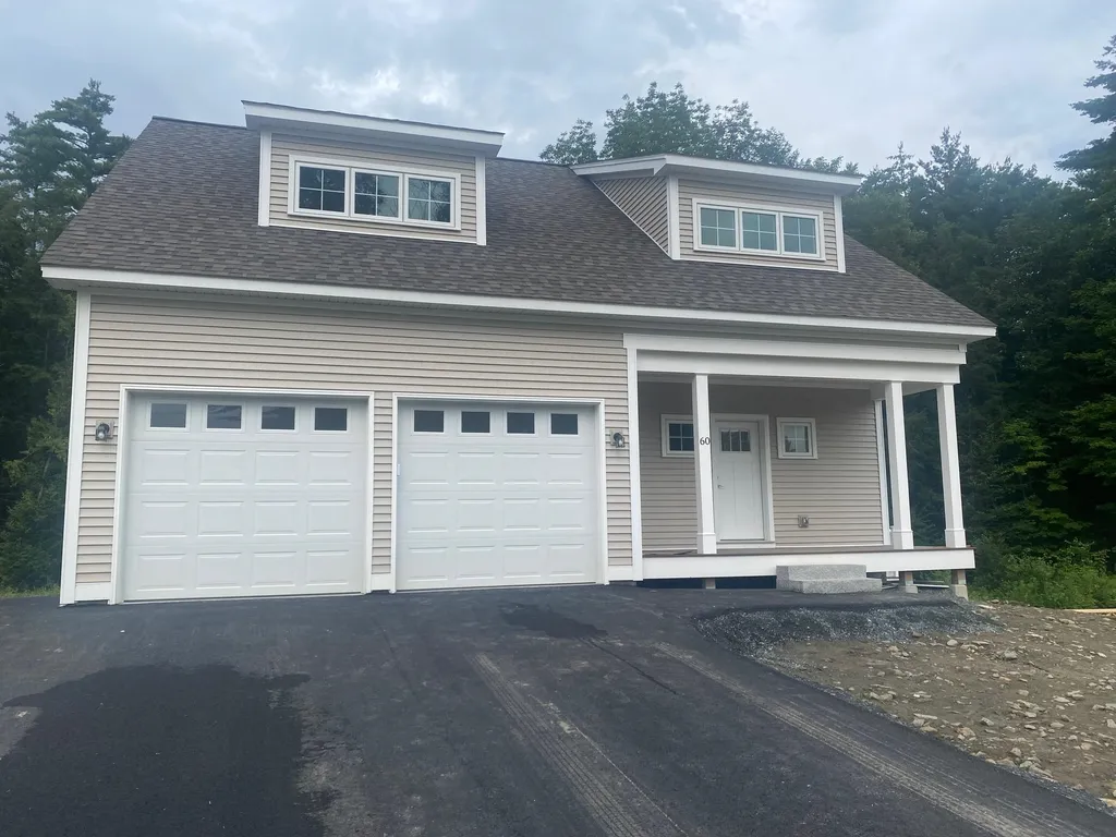 60 Dogwood Circle Lebanon NH 03766
