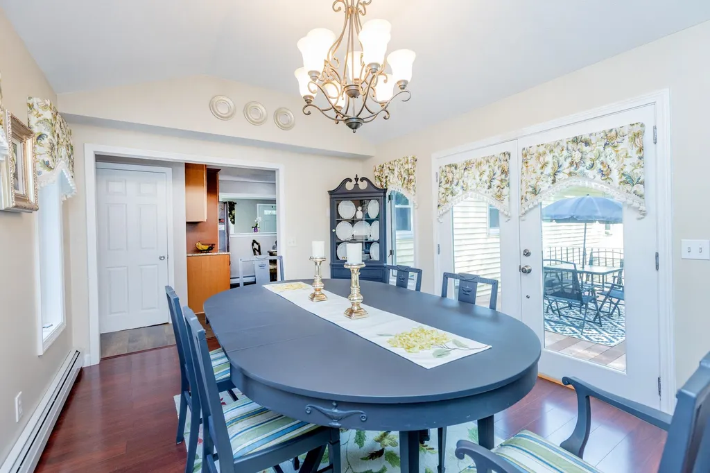 36 Berry Road Derry NH 03038