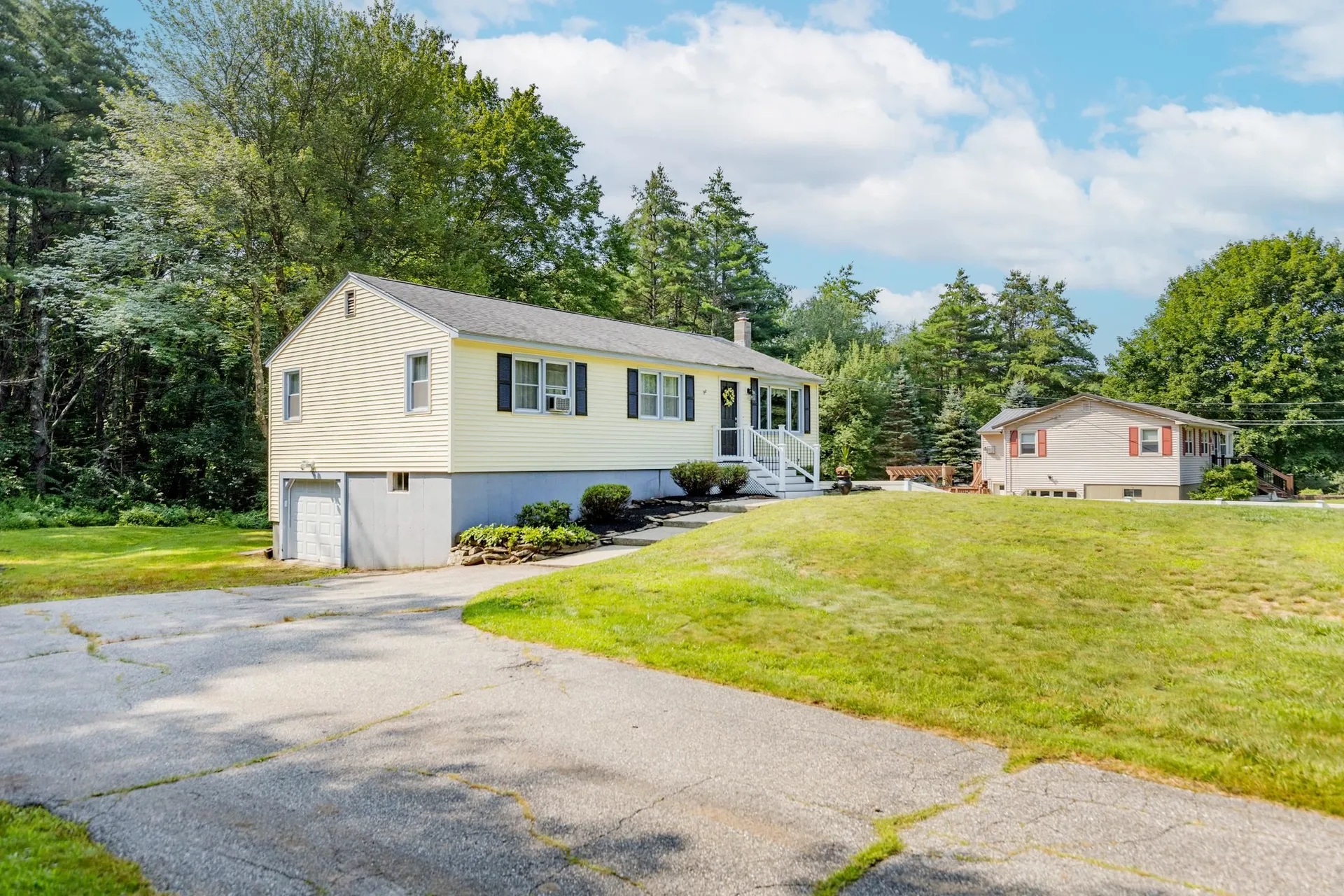 36 Berry Road Derry NH 03038