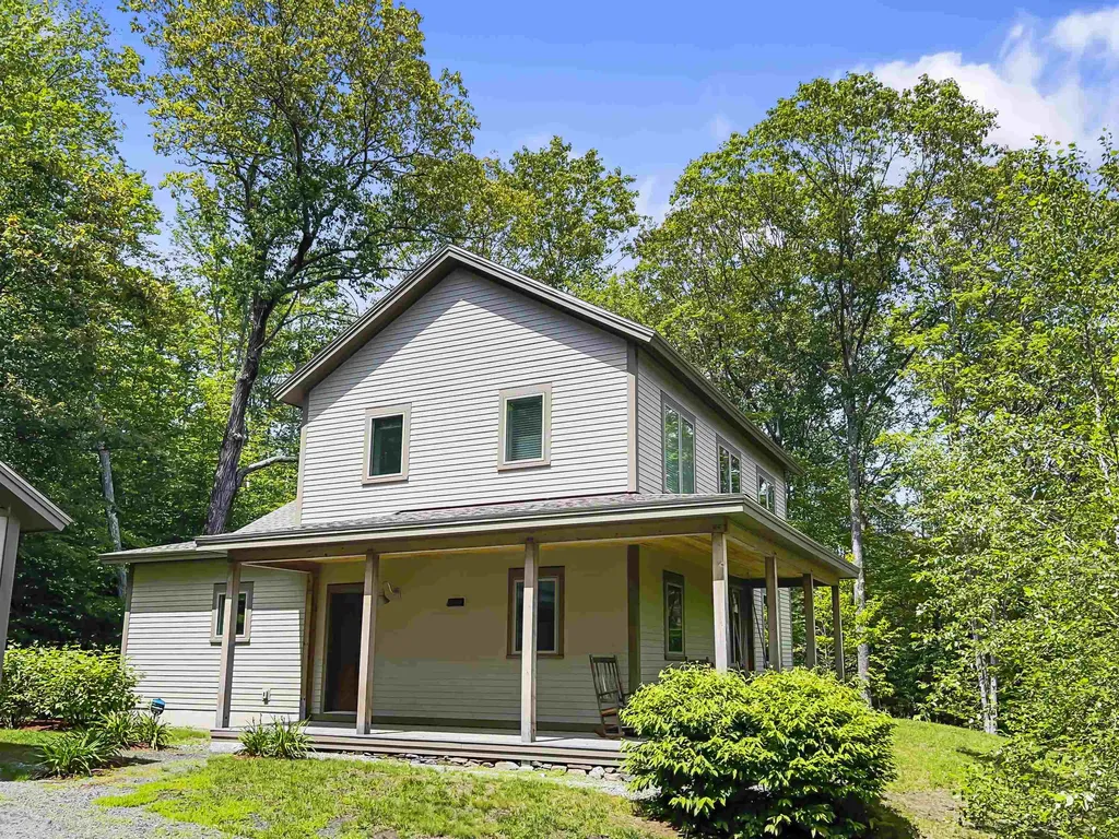 1904 Willard Road Hartford VT 05059
