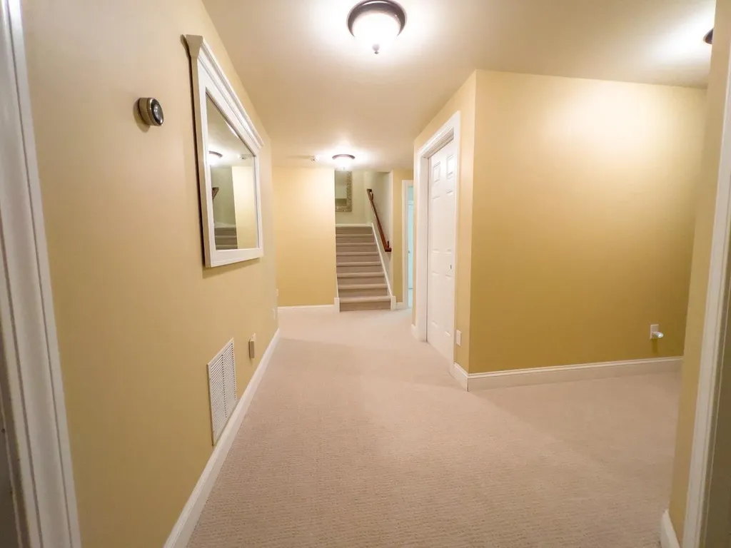 268 Boulder Hill Drive Shelburne VT 05482