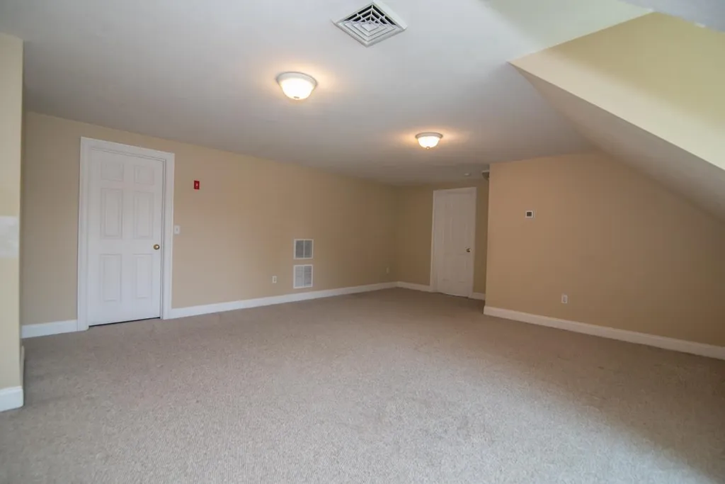 76 Mcintosh Road Danville NH 03819