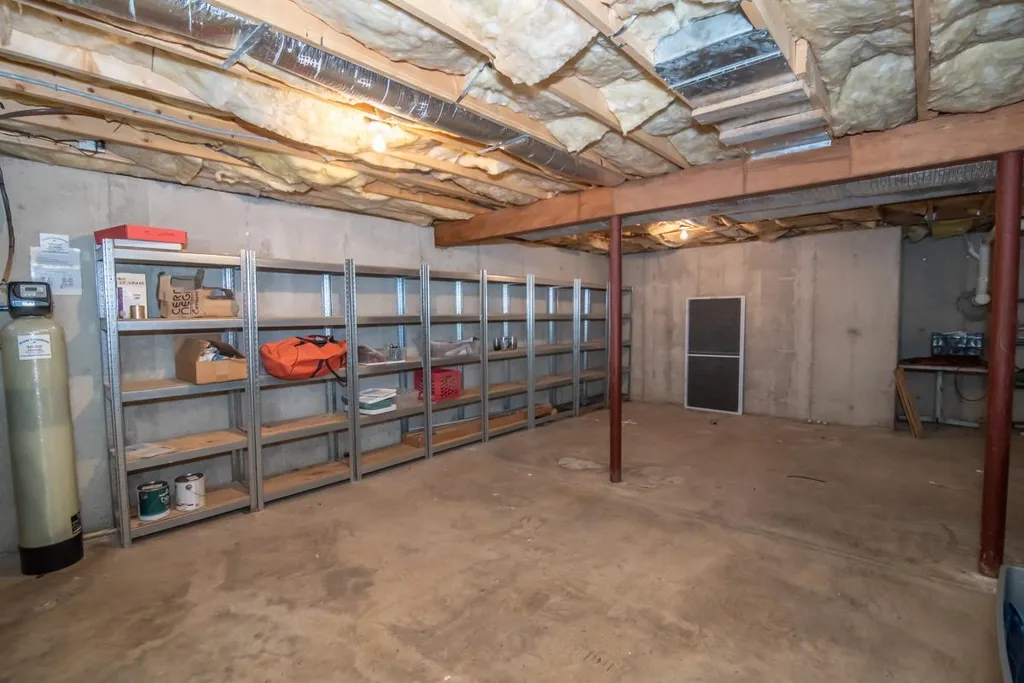 76 Mcintosh Road Danville NH 03819